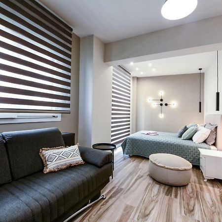 Adell Luxury Apartments Kavala Exteriör bild