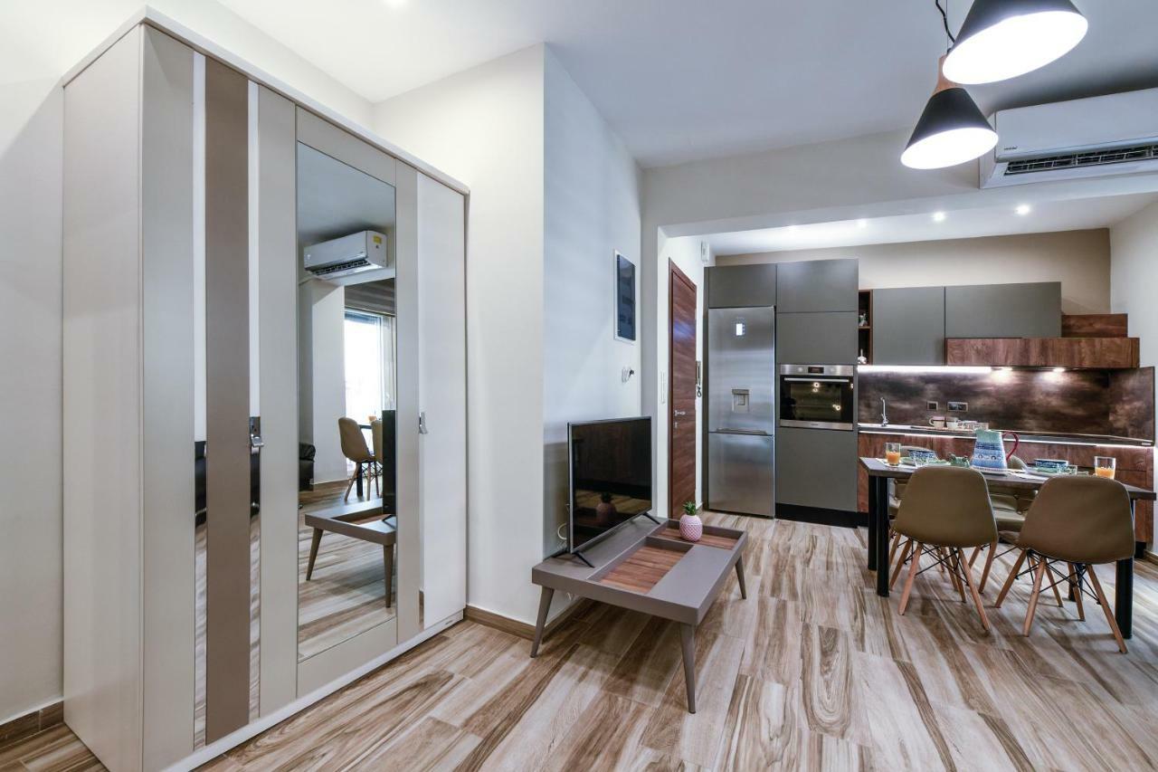 Adell Luxury Apartments Kavala Exteriör bild